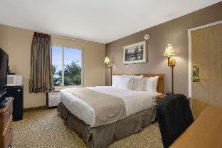 Baymont By Wyndham Jacksonville Room photo